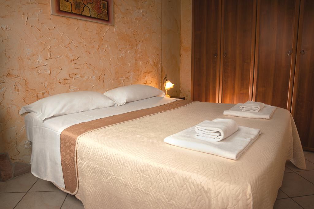 La Manta Guest House Альгеро Екстер'єр фото