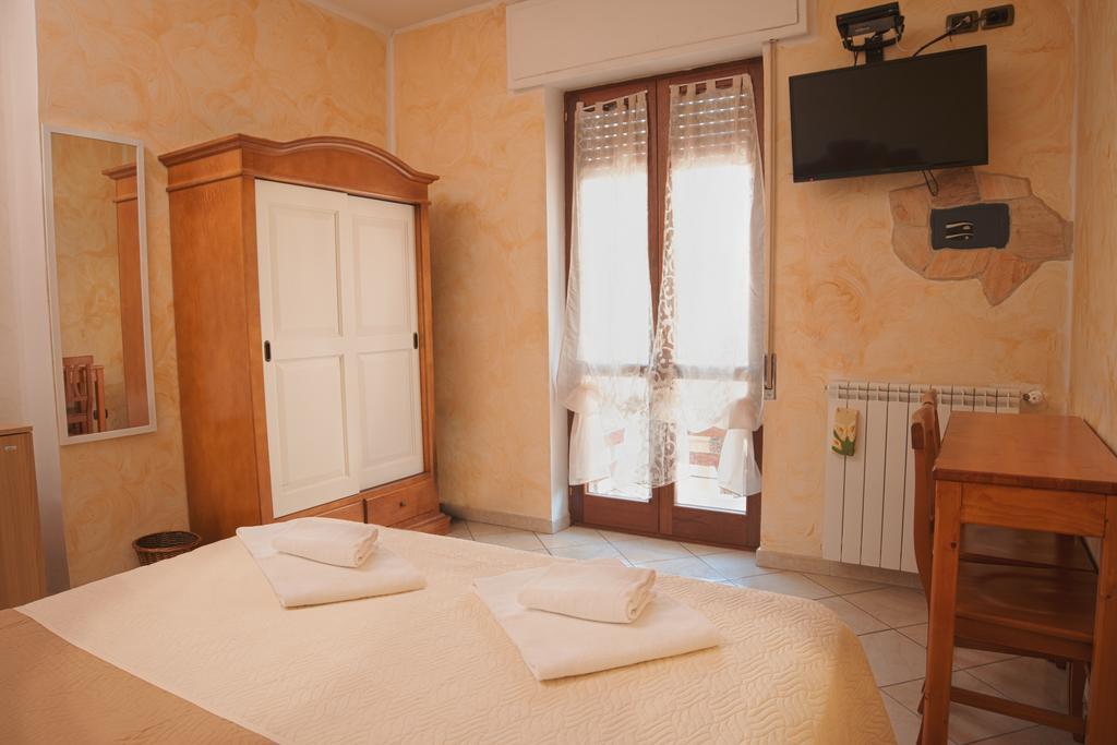 La Manta Guest House Альгеро Екстер'єр фото